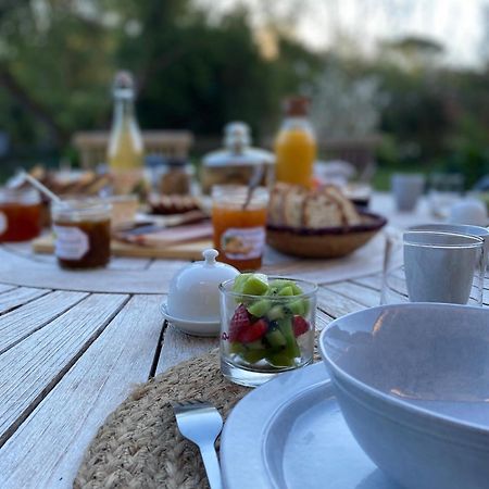 Chambres D'Hotes Du Presbytere La Bastide-l'Eveque Bagian luar foto
