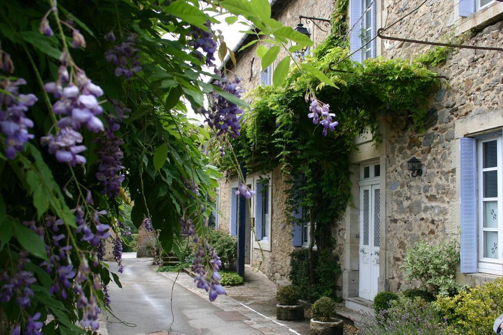 Chambres D'Hotes Du Presbytere La Bastide-l'Eveque Bagian luar foto