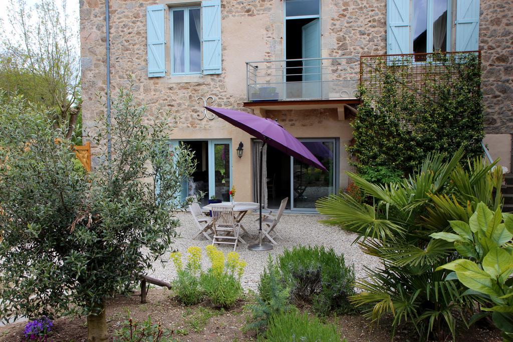 Chambres D'Hotes Du Presbytere La Bastide-l'Eveque Bagian luar foto