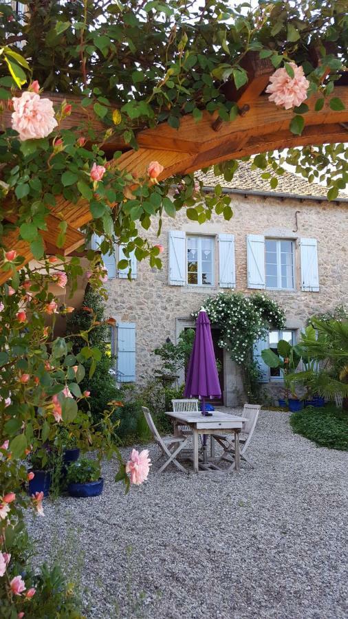 Chambres D'Hotes Du Presbytere La Bastide-l'Eveque Bagian luar foto