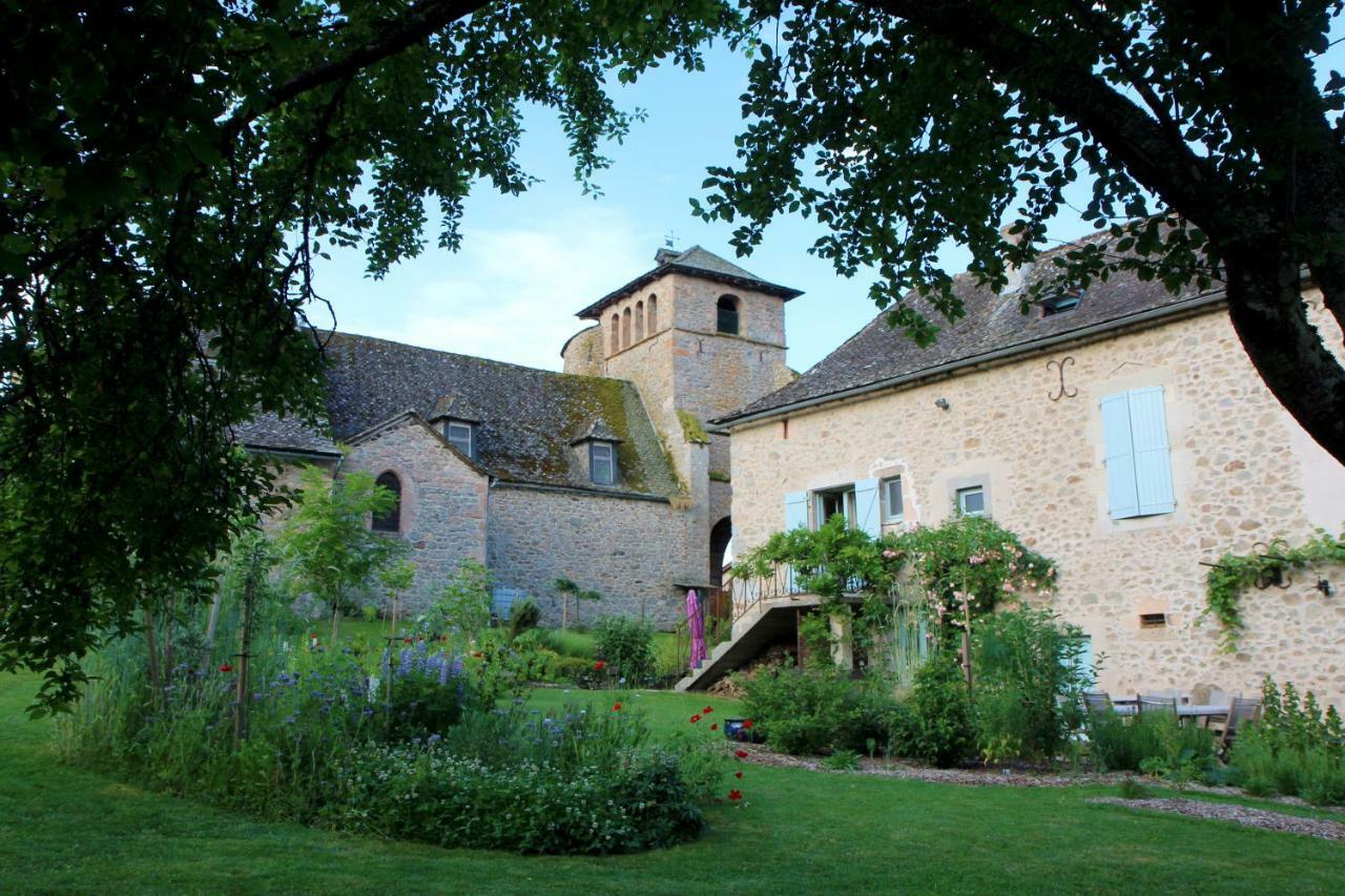 Chambres D'Hotes Du Presbytere La Bastide-l'Eveque Bagian luar foto
